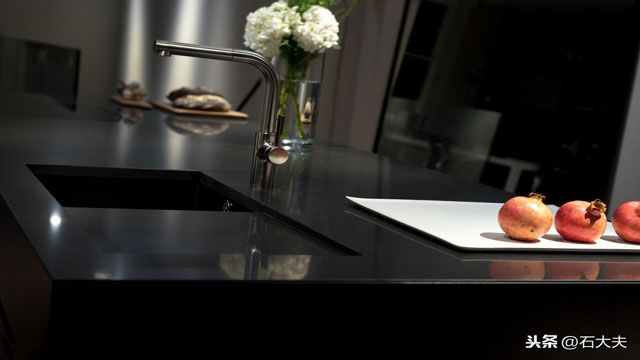 黑色石材會出現劃痕嗎？黑色石材出現劃痕怎么處理？